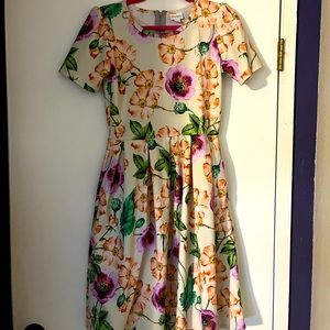LuLaRoe Amelia, size medium, floral